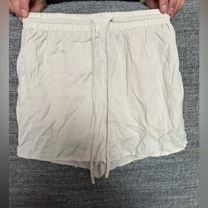 Princess Polly Cream/Tan Linen Shorts